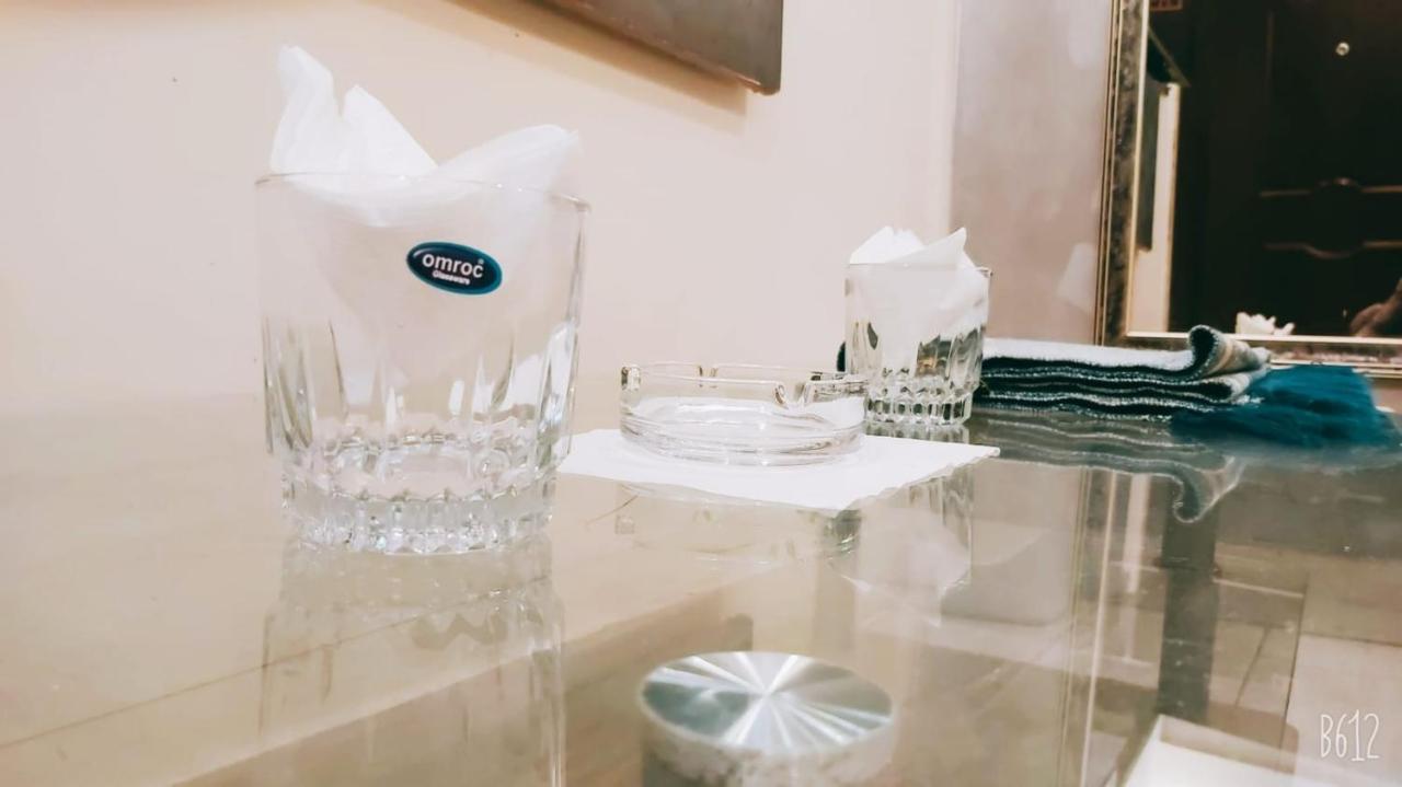 Elet Business Hotel Karachi Bagian luar foto